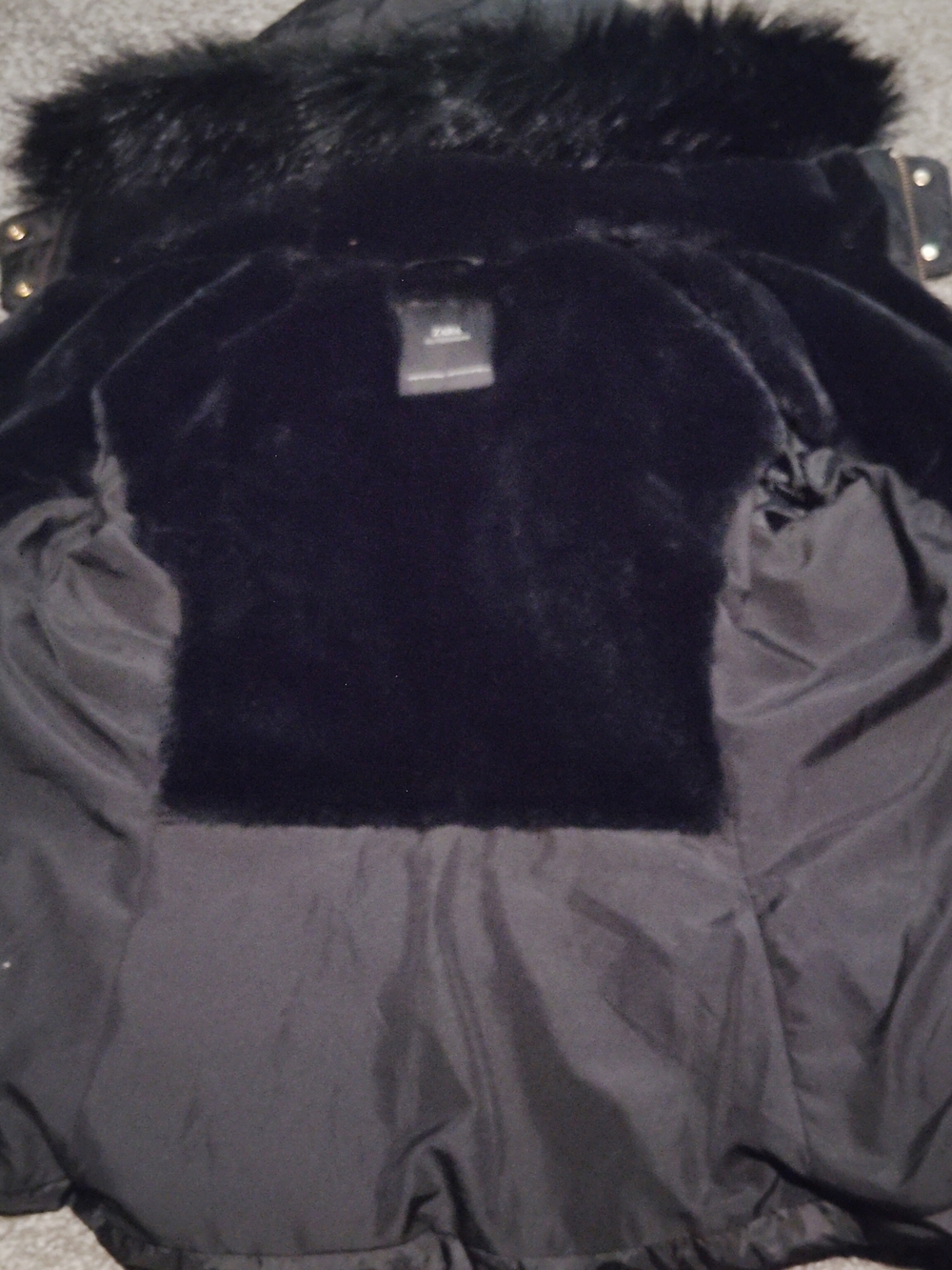 Zara Black Quilted Women's Puffer Jacket with Fur-Trim Hood - Picture 3 of 4